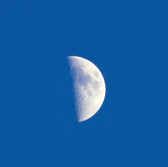 waxing crescent moon. First Quarter Moon, Cold Night